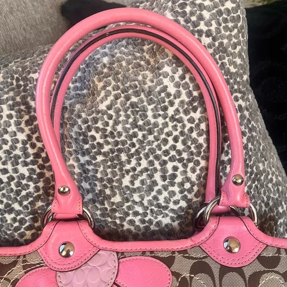 Coach Pink Floral Daisy Bleeker Signature Leather Shoulder Tote Bag - Picture 7 of 9